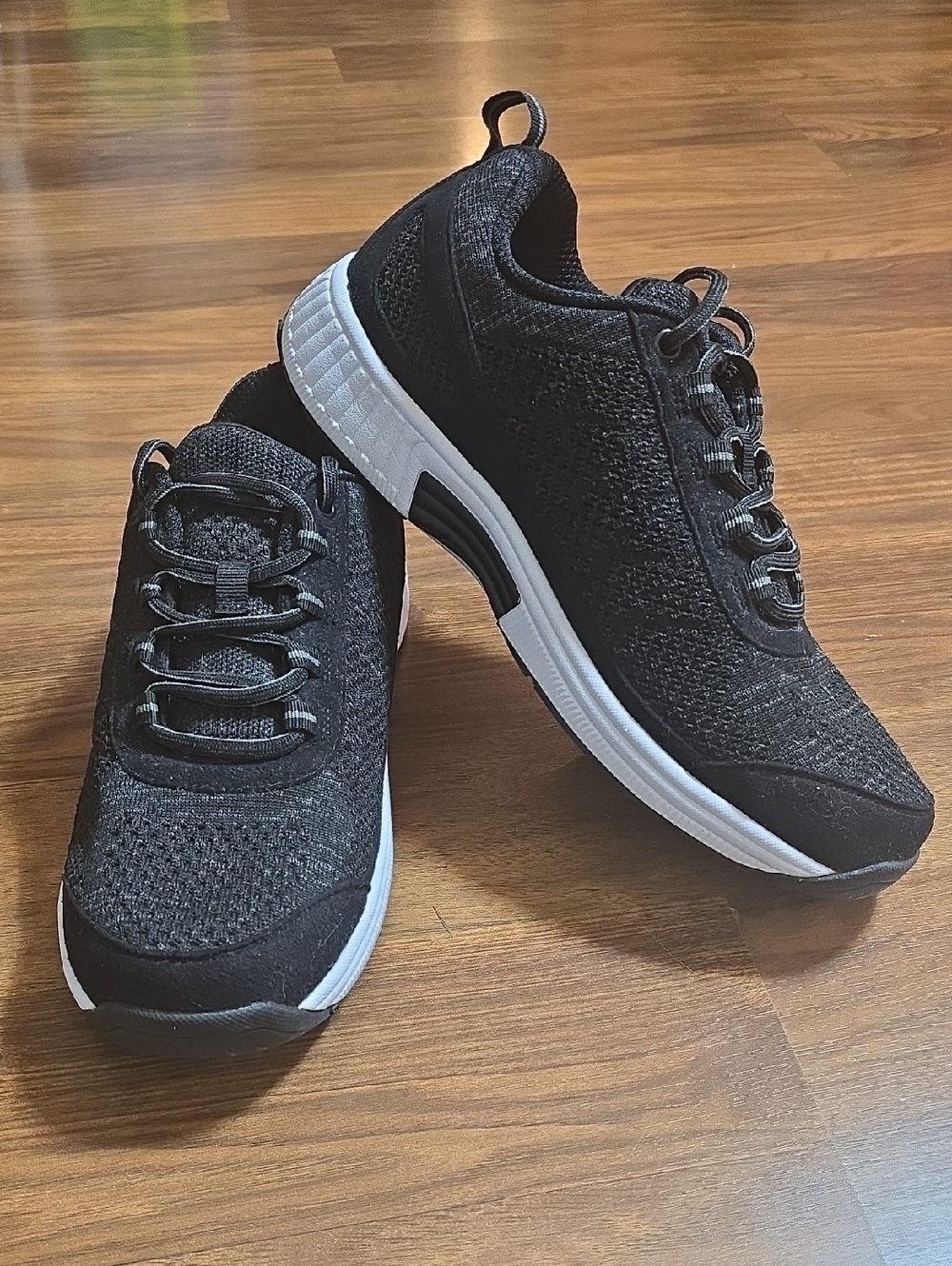 Orthofeet Men's Orthopedic Lava Stretch Breathable Walking Sneaker